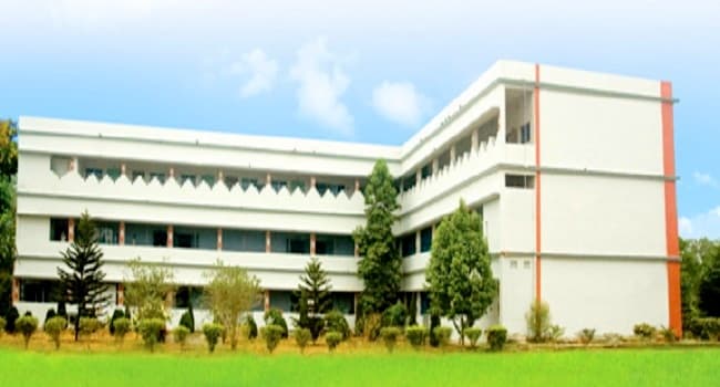 Dadhichi College Of Pharmacy - [DCP] Cover
