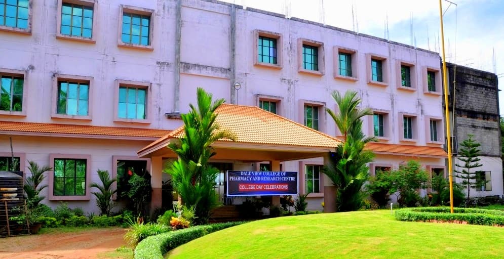 The Dale View College of Pharmacy and Research Centre - [DVCPRC] Punalal Cover
