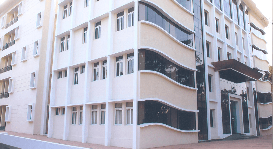 Sarojini Naidu Vanita Pharmacy Maha Vidyalaya Cover