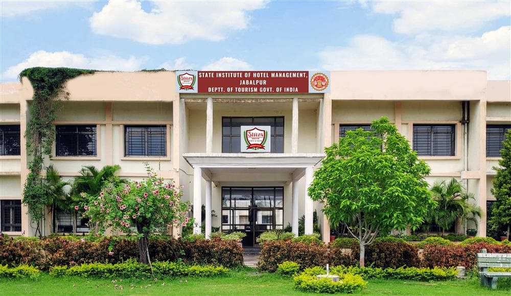 State Institute of Hotel Management, Catering Technology And Applied Nutrition Cover