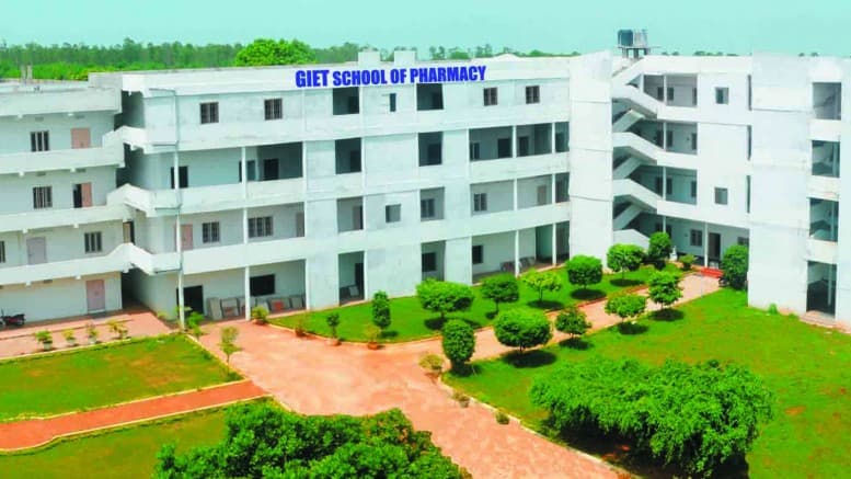 GIET School of Pharmacy Cover