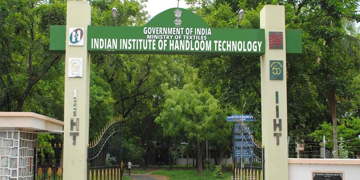 Indian Institute of Handloom Technology - [IIHT] Cover