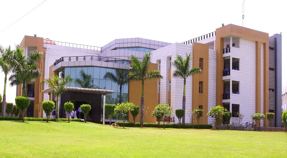 Forte Institute of Technology - [FIT] Cover