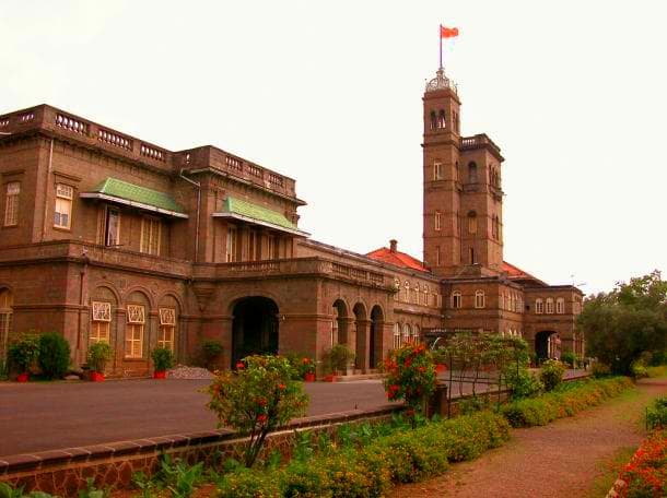 Samajshri Prashantdada Hiray College of Pharmacy Malegaon Cover
