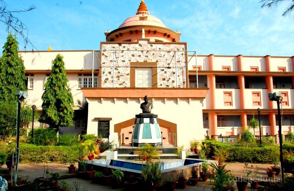 Yeshwant Mahavidyalaya Cover