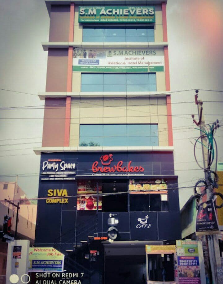 SM Achievers Institute of Aviation and Hotel Management