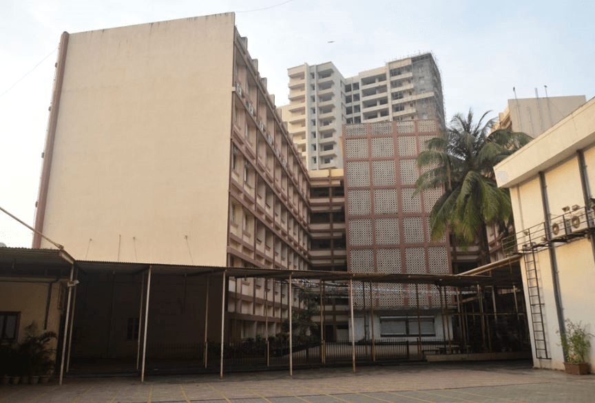 Valia College of Commerce and Arts