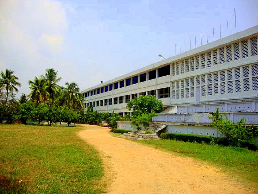 Aquinas College Cover