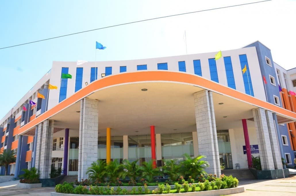 Raak College of Engineering and Technology Cover