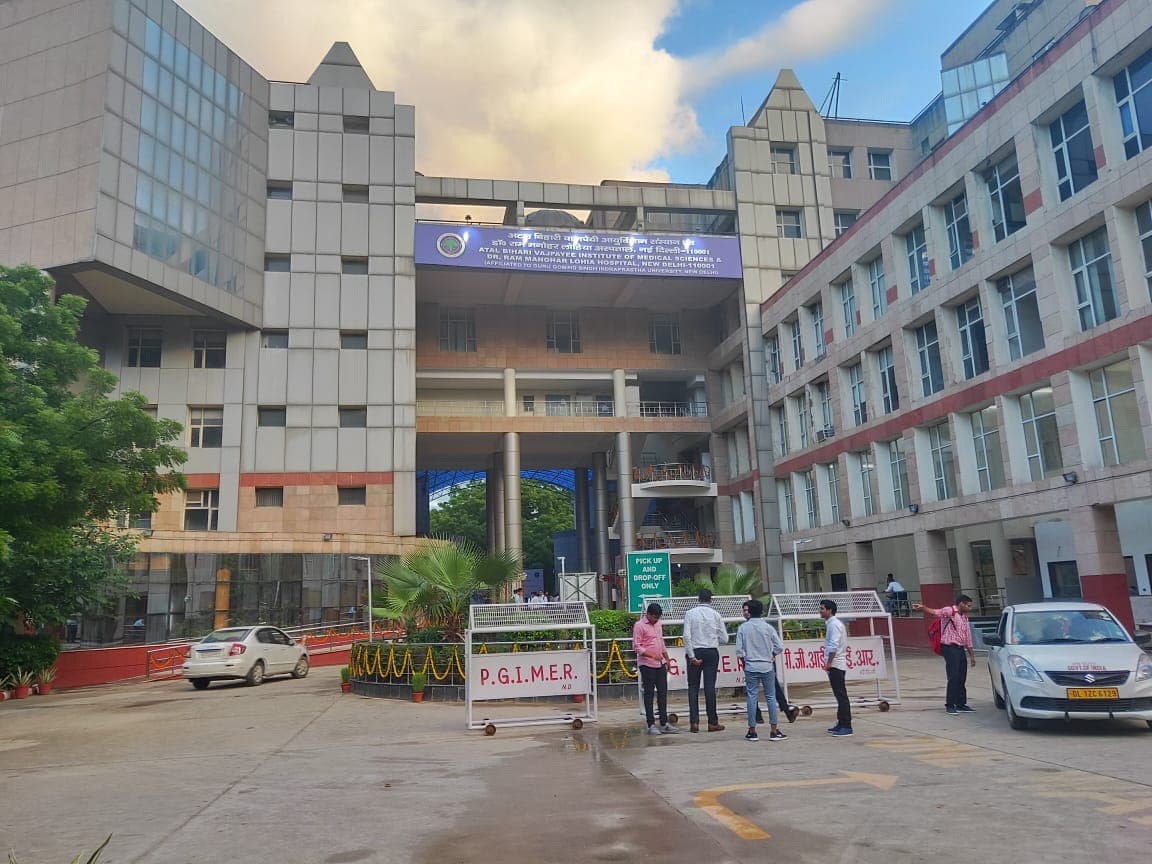 Atal Bihari Vajpayee Institute of Medical Sciences &
Dr. Ram Manohar Lohia Hospital Cover
