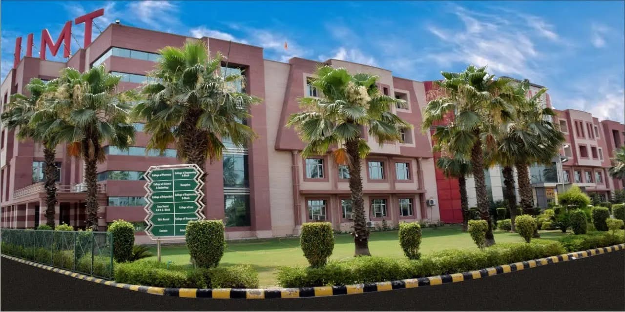 IIMT College of Pharmacy Cover