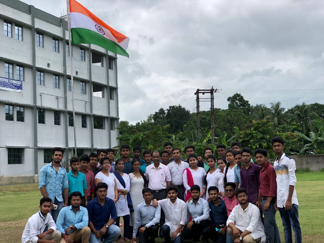 Global College of Pharmaceutical Technology Cover